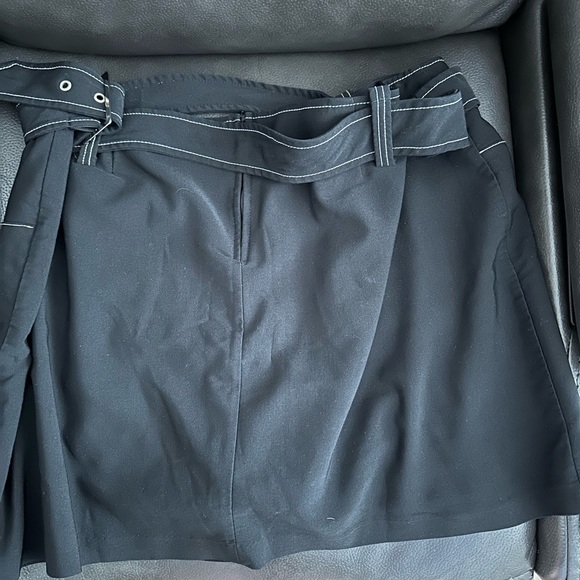 MXM Skort - Picture 2 of 3